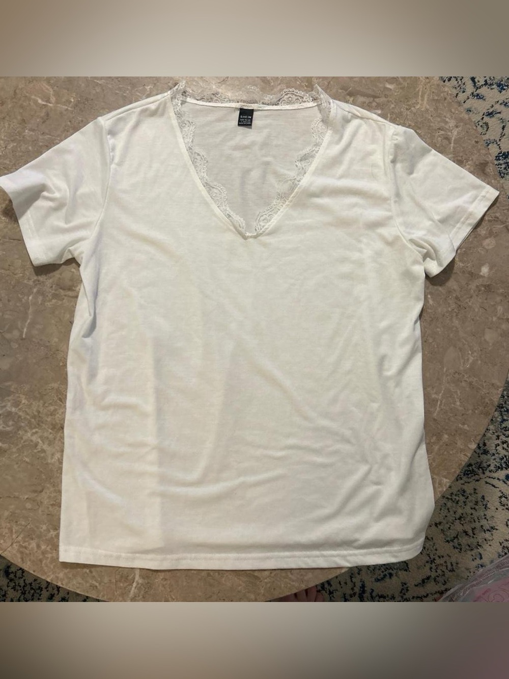SHEIN White Lace-Trim V-Neck Short Sleeve Tee